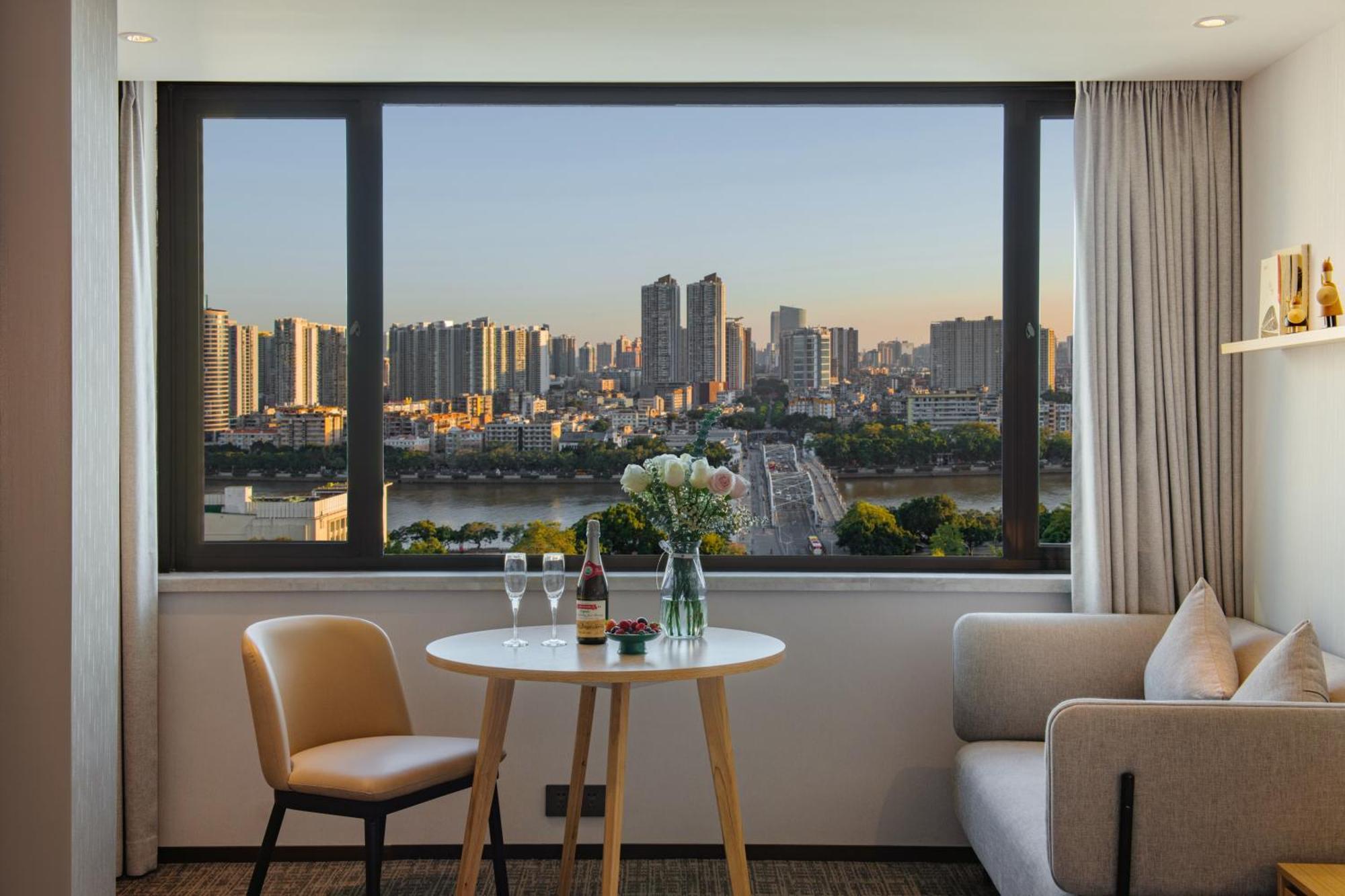 Guangzhou Hotel - Free Shuttle Bus To Exhibition Center During Canton Fair Period Eksteriør bilde